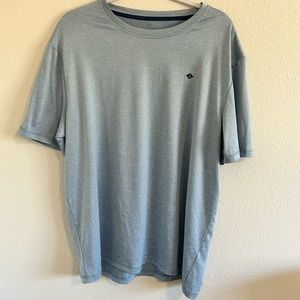 Sperry mens graphic athletic shirt